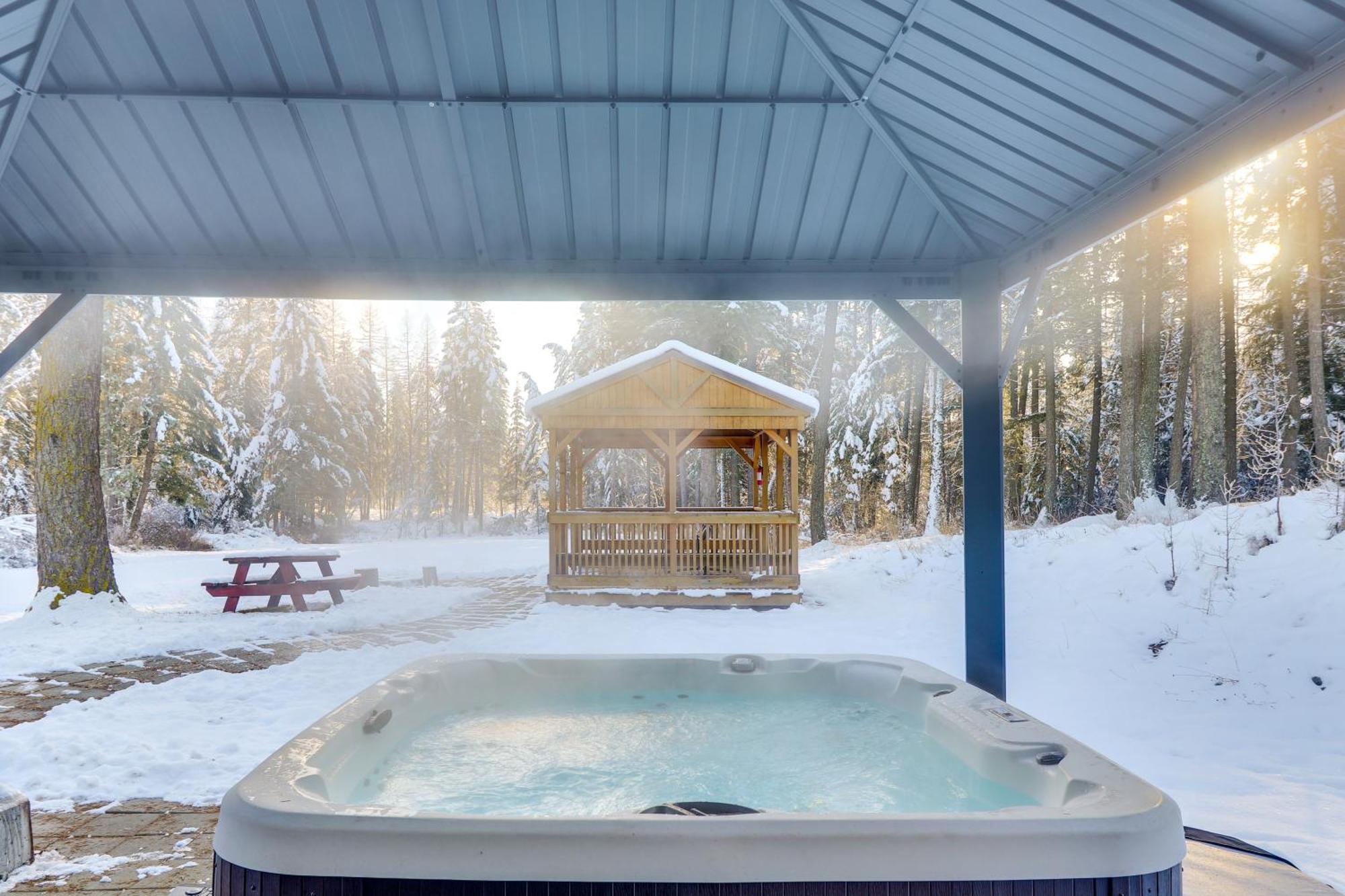 Columbia Falls Private Retreat Pool Table And Deck! Zewnętrze zdjęcie