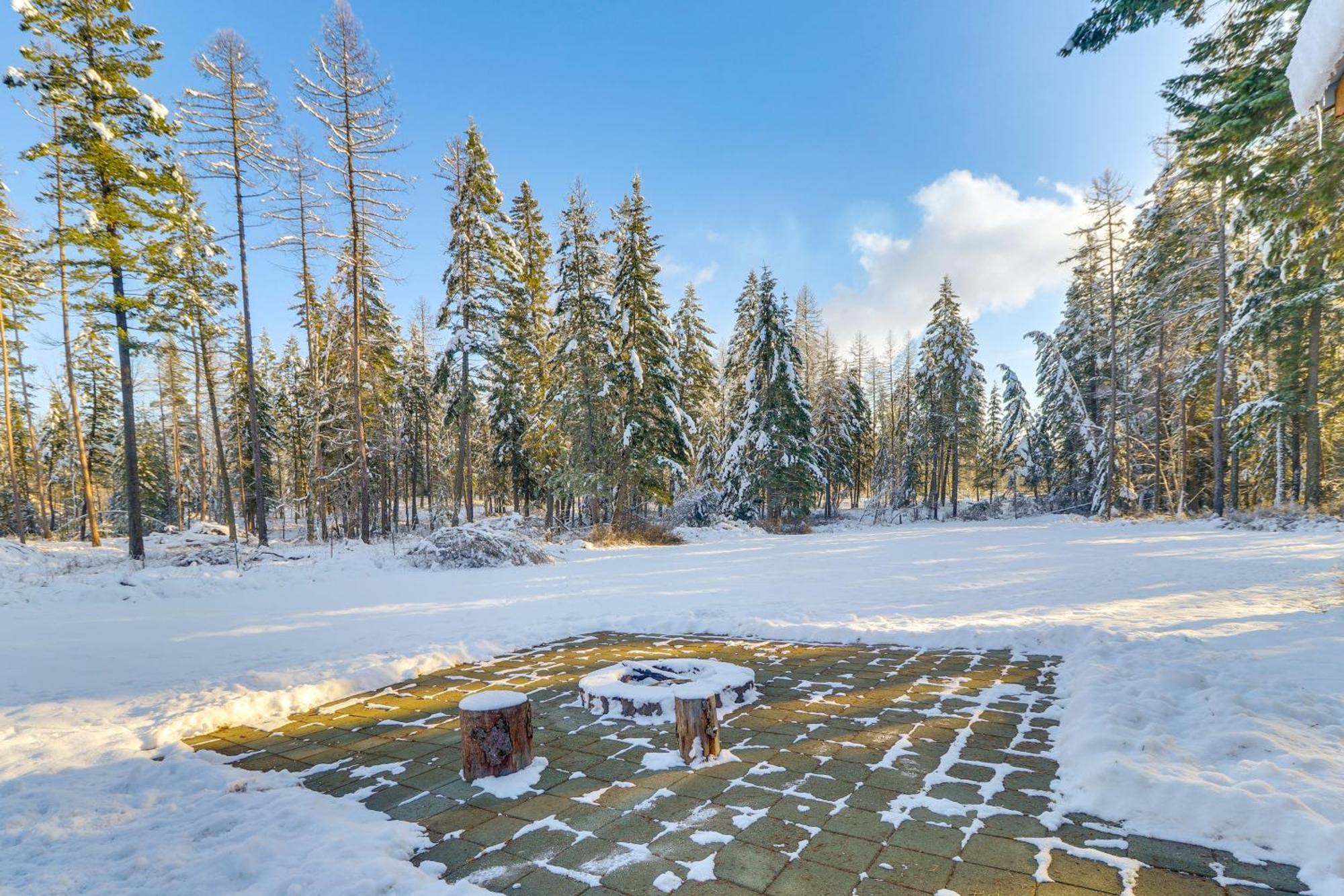 Columbia Falls Private Retreat Pool Table And Deck! Zewnętrze zdjęcie